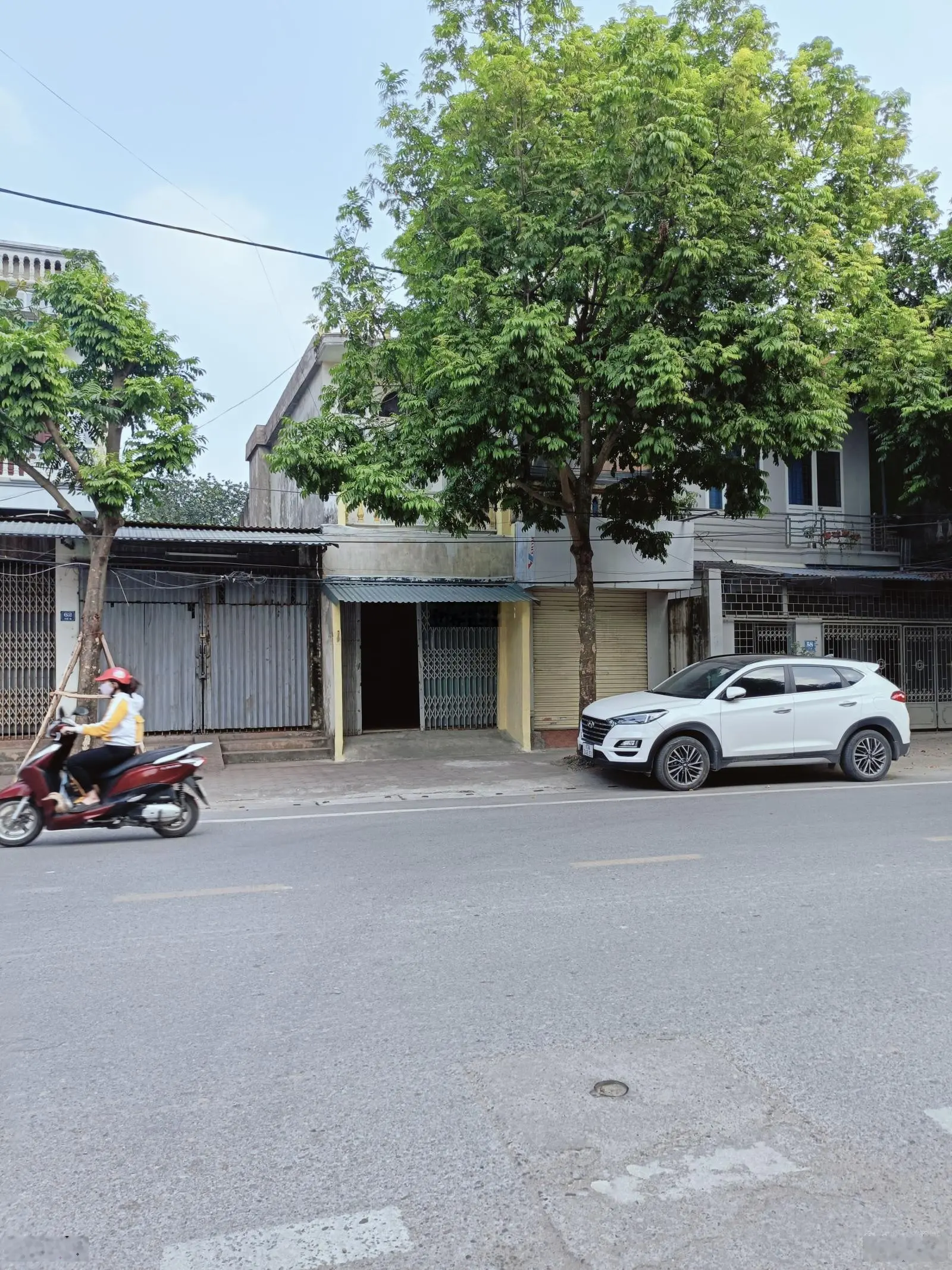 Bán gấp đất tại đường bát khối, diện tích 103m2 view đẹp, hai mặt đường, sát trường học, kinh doanh