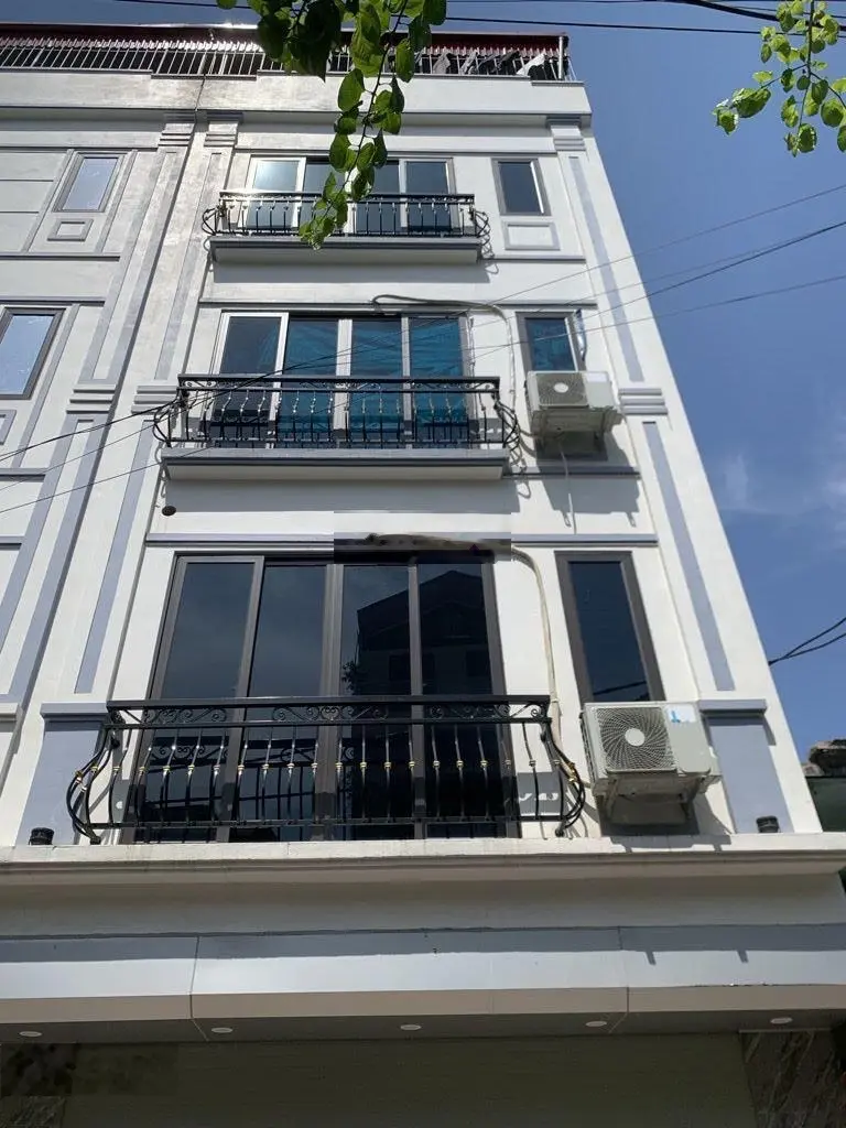Mặt phố Quang lãm phú lãm hà đông hà nội 34mx5tang
