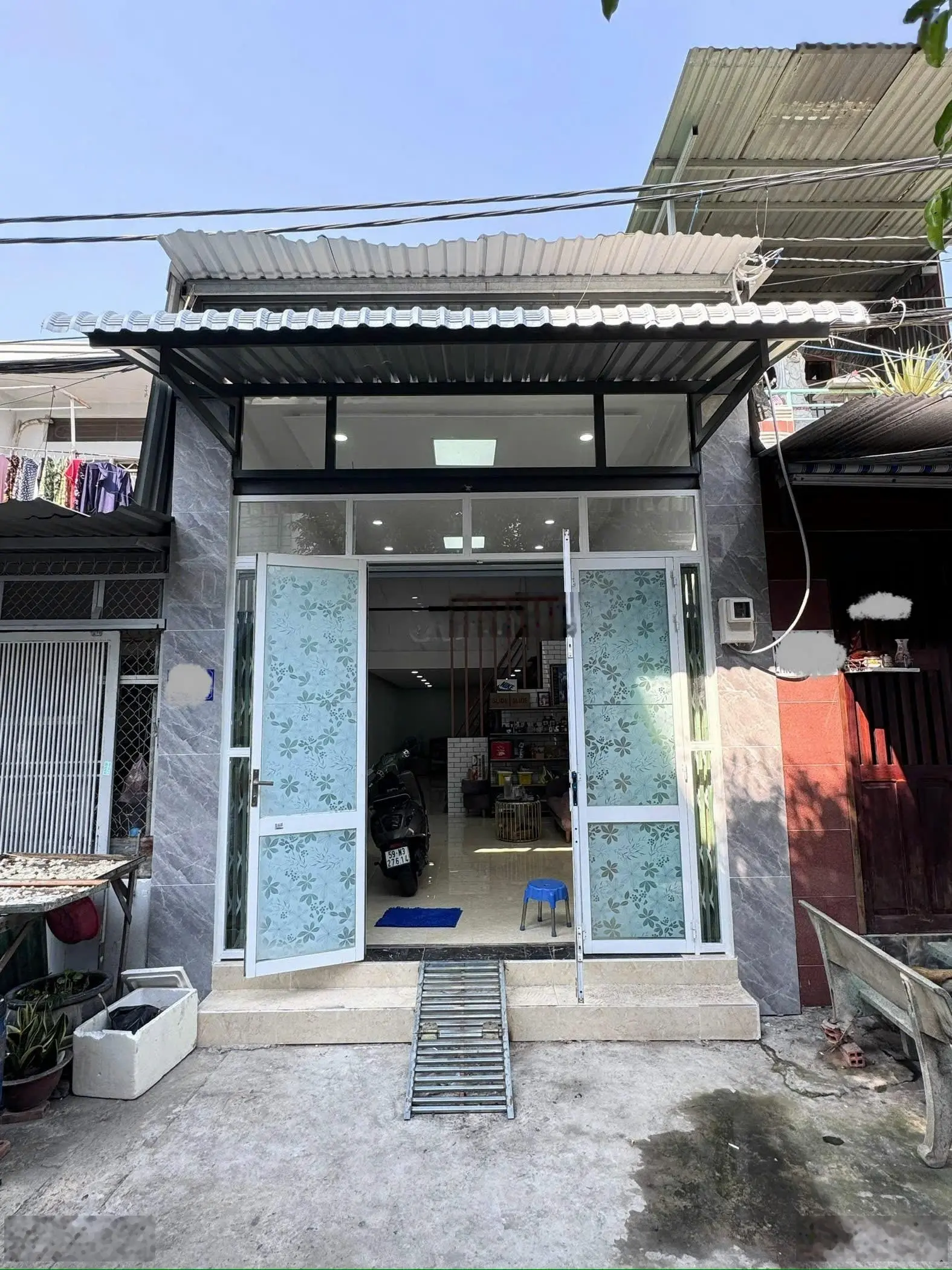Nhà hẻm 1/ giá Tân Phú, ô tô né nhau, giá bớt lộc, SHR. LH ngay: 0906435138