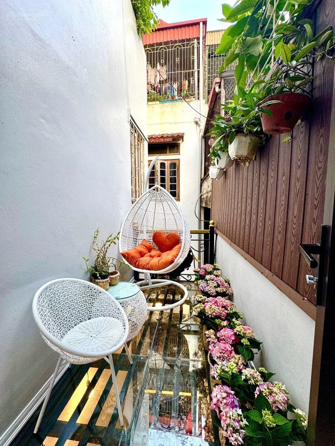 Bán nhà thang máy Kim Liên Đống Đa, 4 tầng x 33m2, trung tâm Đống Đa, mặt tiền 3,7m giá nhỉnh 8 tỷ