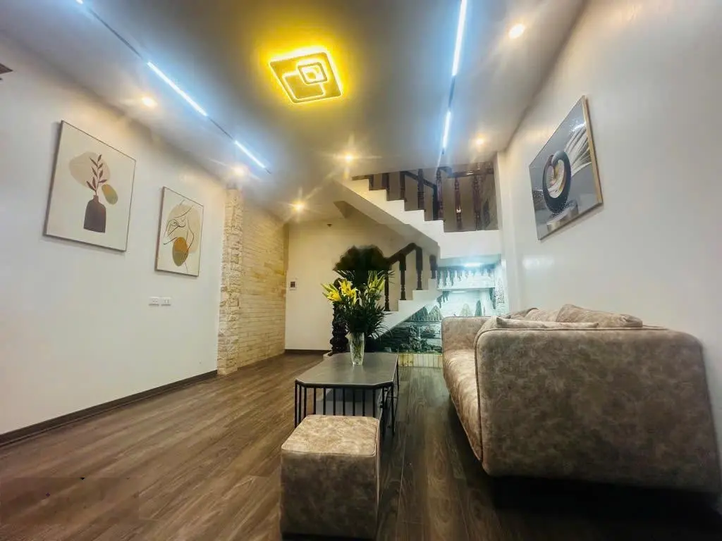 Cần bán nhà riêng trần xuân soạn. nhà đẹp khu vực cực hiếm có. 35m x 5 tầng.