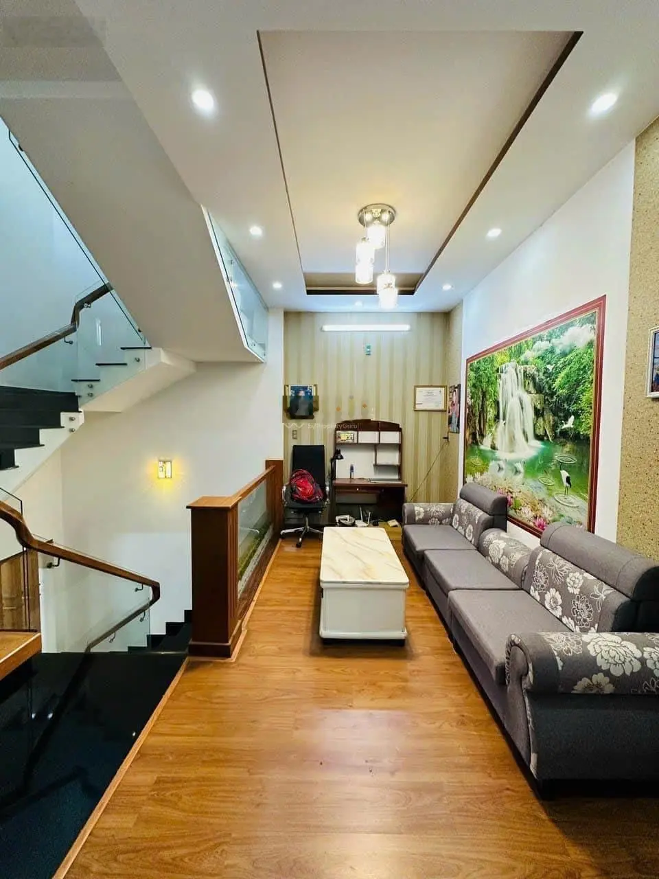 Bán nhà 4 tầng MT Nguyễn Quang Bích gần chợ Nguyễn Tri Phương - Hòa Cường Bắc