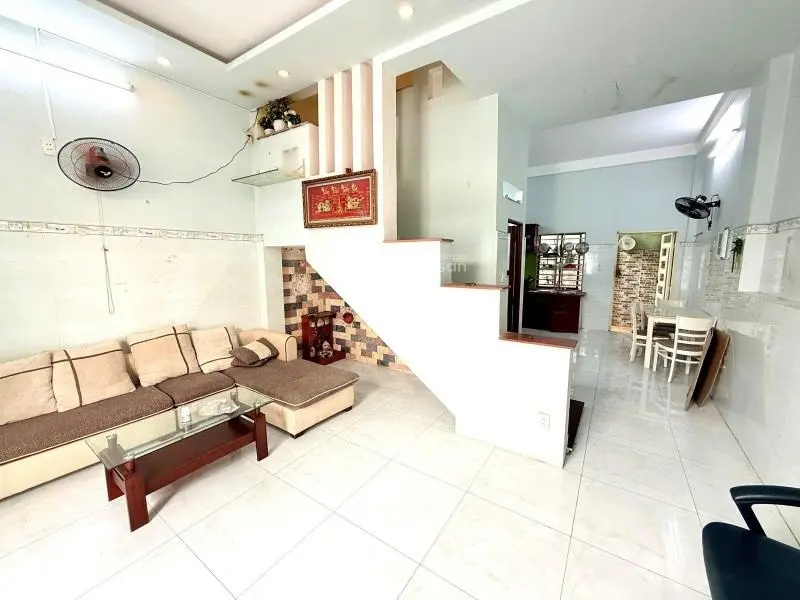 Bán nhà HXH Cây Keo, Tam Phú 52m² gần Tô Ngọc Vân giá chỉ 4.8 tỷ có sổ công chứng ngay