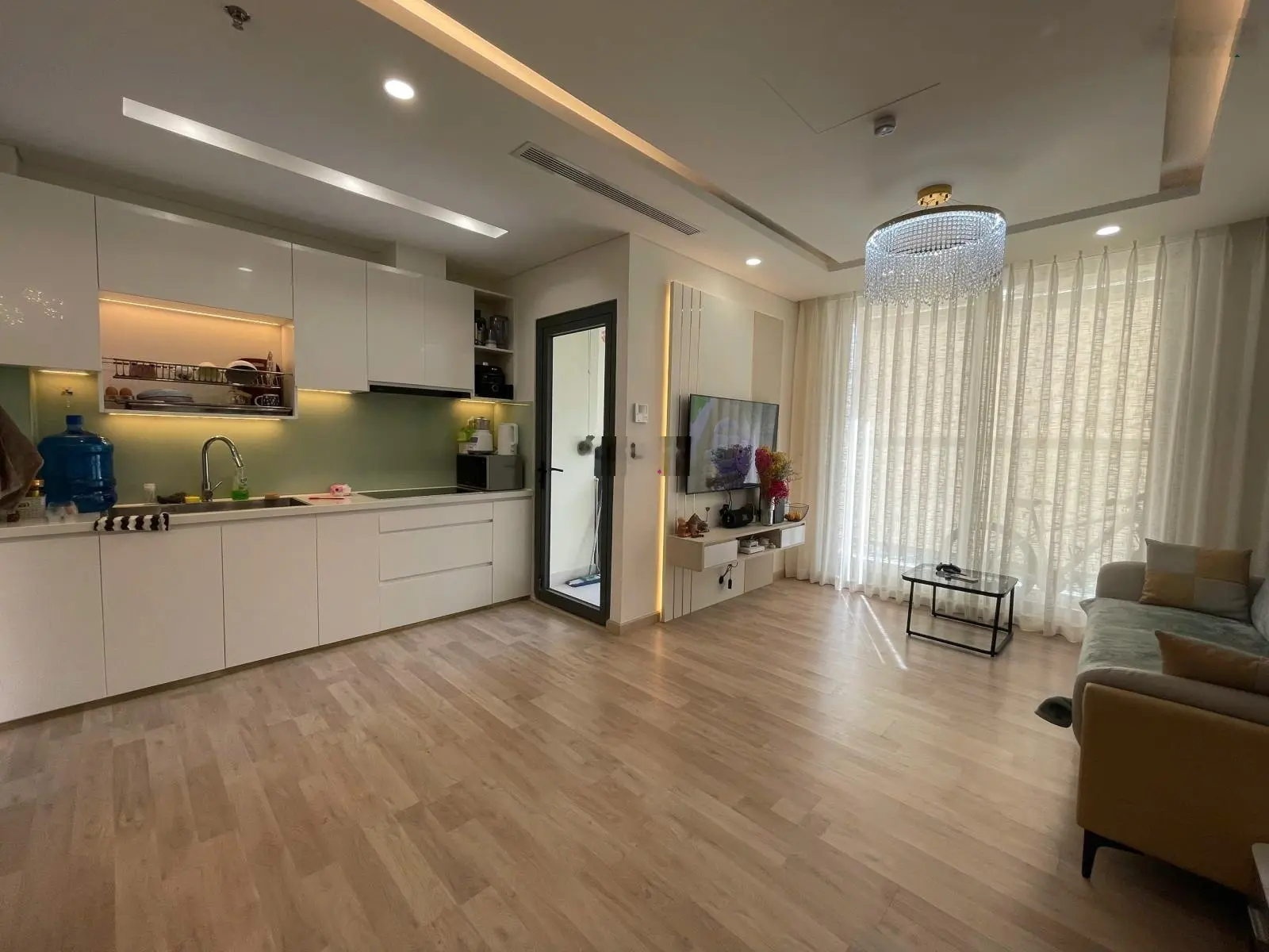 Bán căn hộ 2PN siêu hiếm tầng cao - CT1 Riverside Luxury