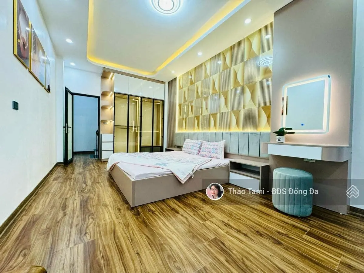 Nhất định phải xem! Phố Khâm Thiên lô góc 2 thoáng, 20m ra đường ô tô, sân để xe rộng rãi, 37m2*4T