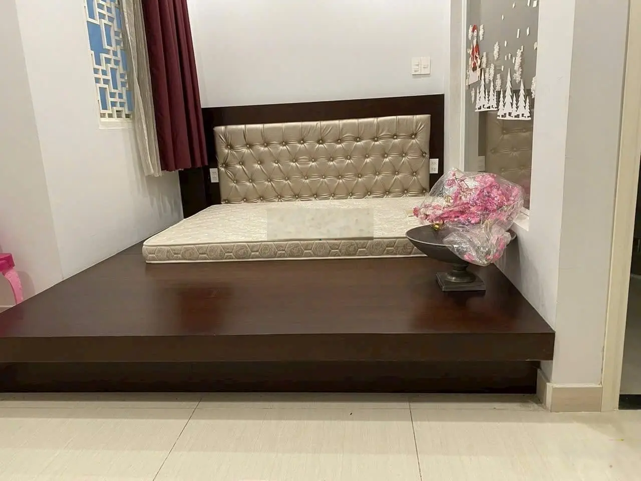 Đi nước ngoài bán gấp nhà hẻm xe hơi Vườn Chuối, Phường 4, Quận 3. Giá chỉ 4,1 tỷ. 0906 806 *** Ngân