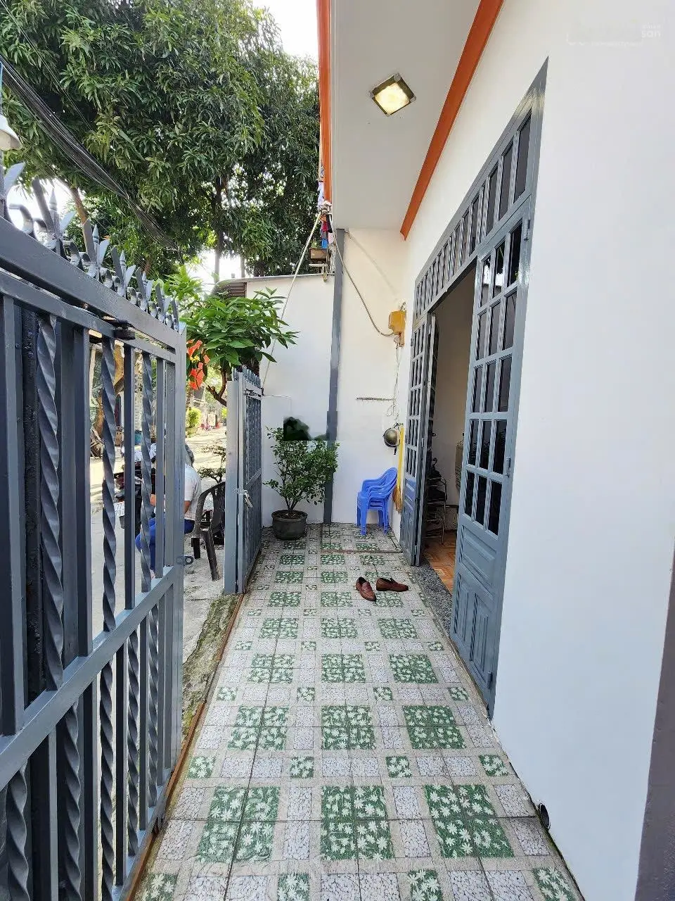 Nhà cấp 4 gác lửng, đường ô tô, rẻ nhất TP. Dĩ An