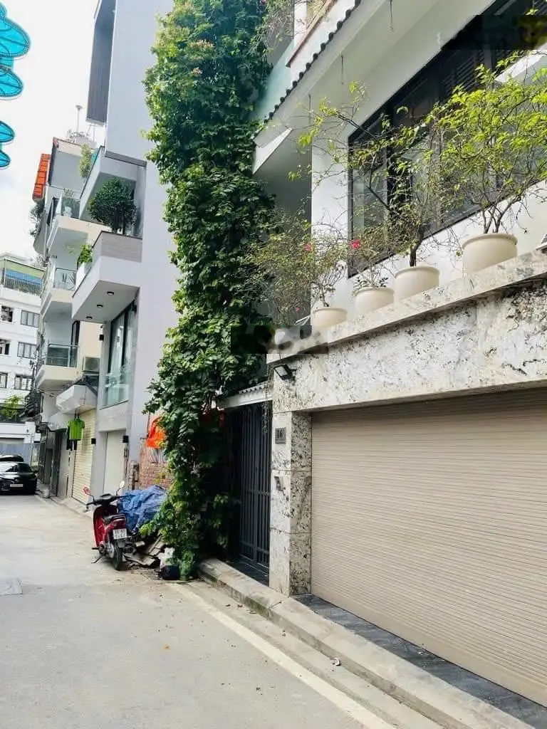 Bán nhanh biệt thự đường Cổ Linh, Long Biên. Gara, 2 thoáng, full nội thất. DT100m2 MT 7.2m, 17.5tỷ