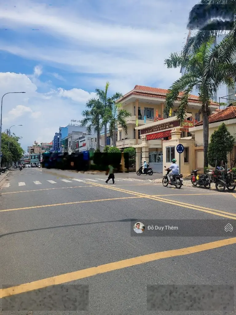 Bán gấp nhà mặt tiền Lê lợi, KD đa ngành nghề, đường 20m có vỉa hè 550m2 mặt tiền 11m. Giá 29tỷ TL