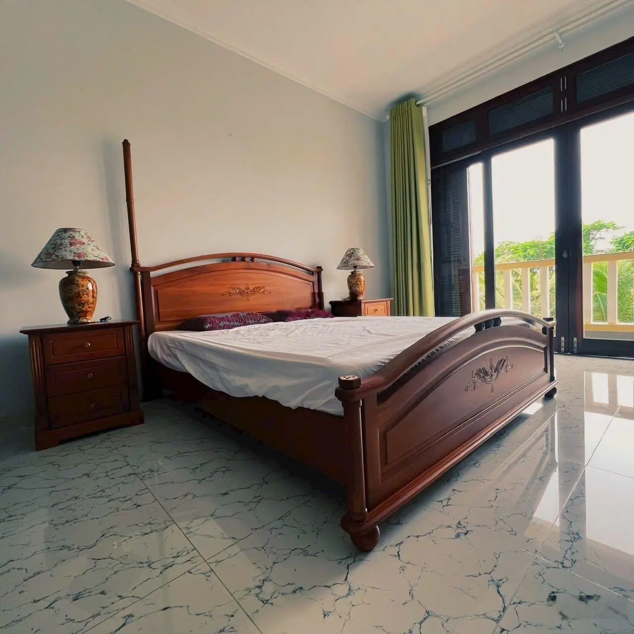 Bán căn biệt thự VIP khu Domain Mũi Né diện tích 985m2 có hồ bơi