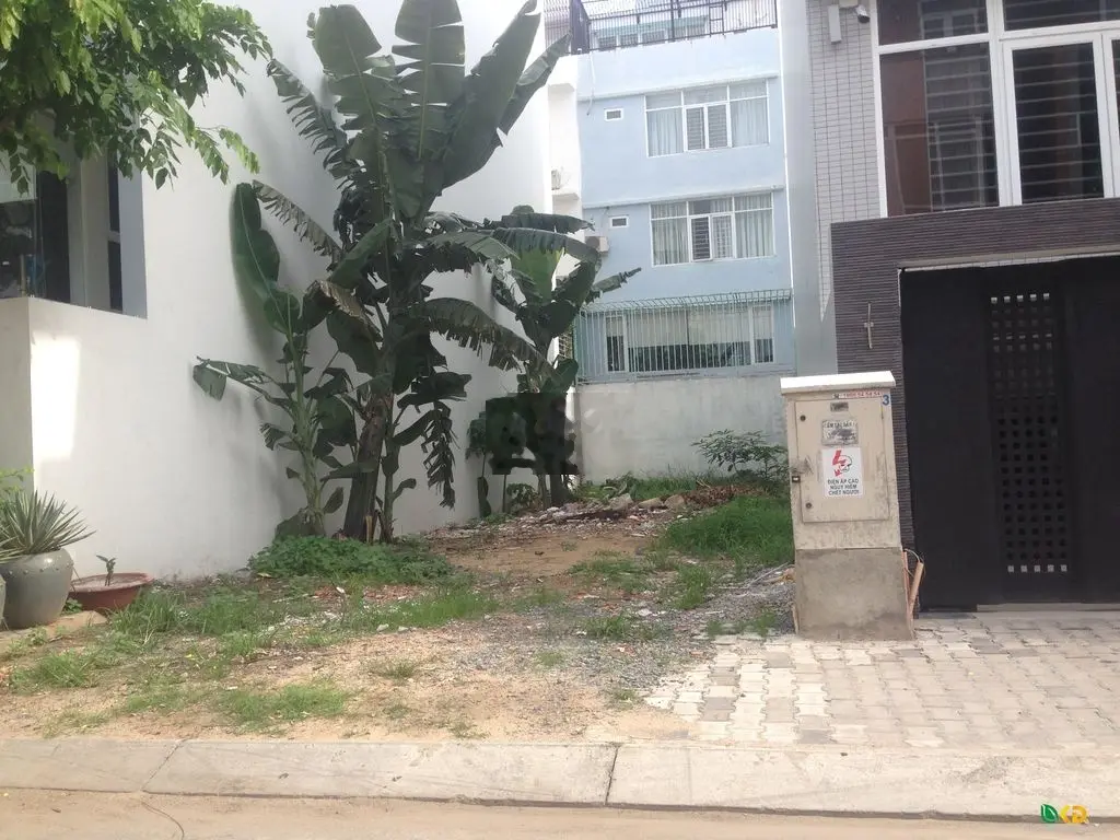 4x12 đường 12m gần Võ văn kiệt, khu đông dân, giá tốt , tiện vào Q1