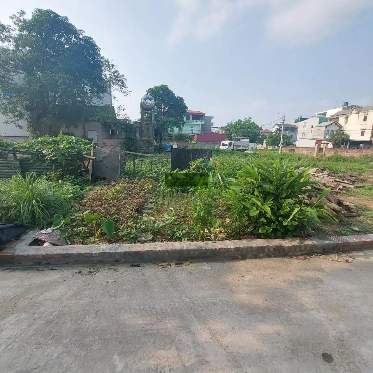 E bán lô đất full thổ cư tổ 10, thị trấn Quang Minh, ngõ ô tô thông 68m2, giá 37 triệu/m2