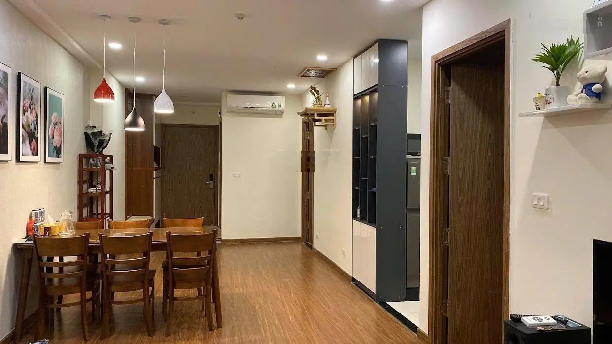 Chính chủ cần bán căn hộ 2 ngủ - 75m2 Eco Green City, Nguyễn Xiển. Giá hơn 4 tỷ. LH 0961 270 ***