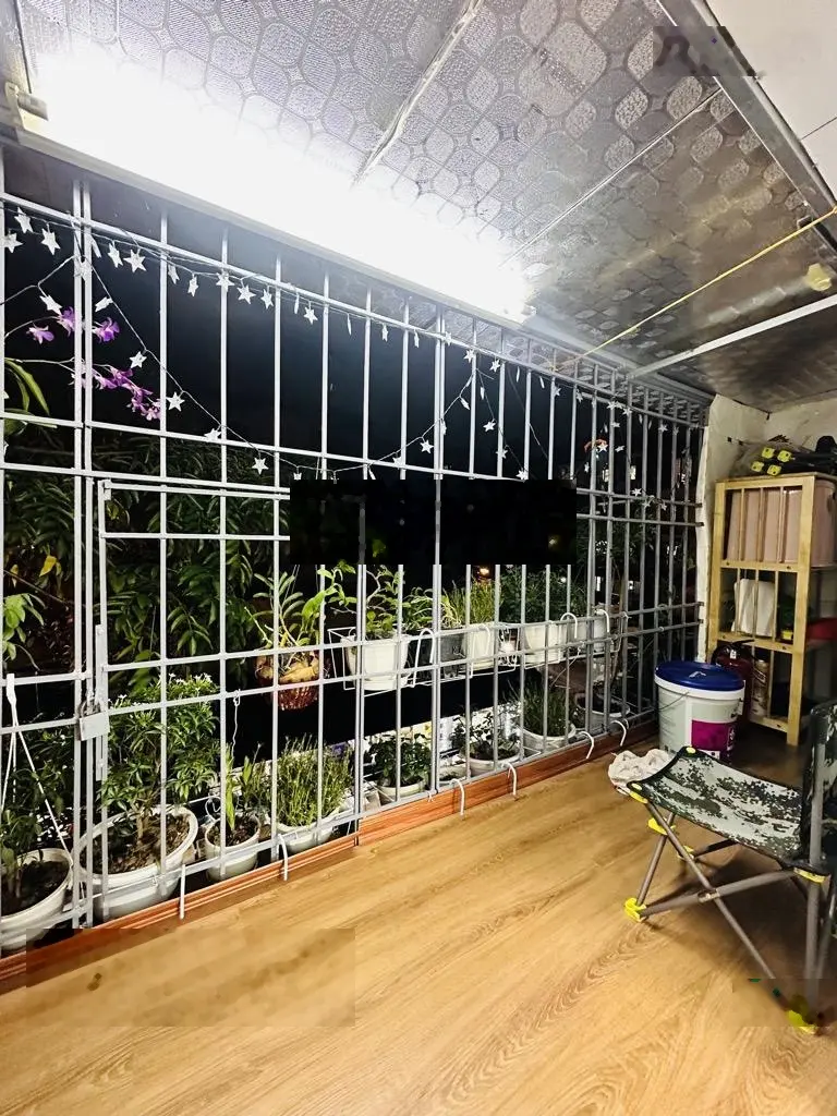 Bán siêu phẩm tập thể Thái Thịnh, mặt phố - nhà mới - ô tô đỗ cửa, 50,4 m2, giá 2,65 tỷ