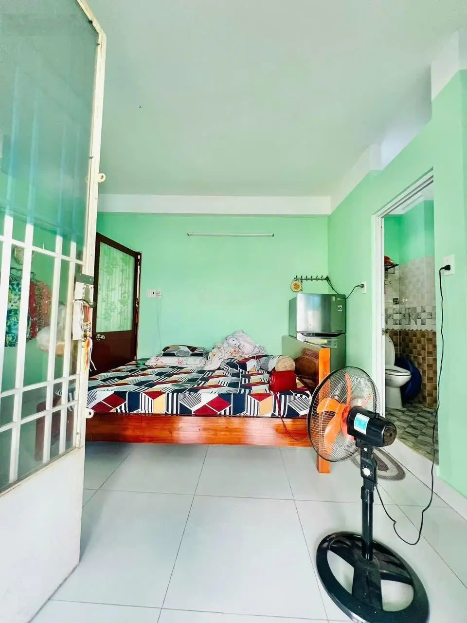Gấp bán hạ chào nhà hẻm 6m đường Khuông Việt Quận Tân Phú 4 tầng 10PN 10WC 115m2 hơn 10 tỷ TL