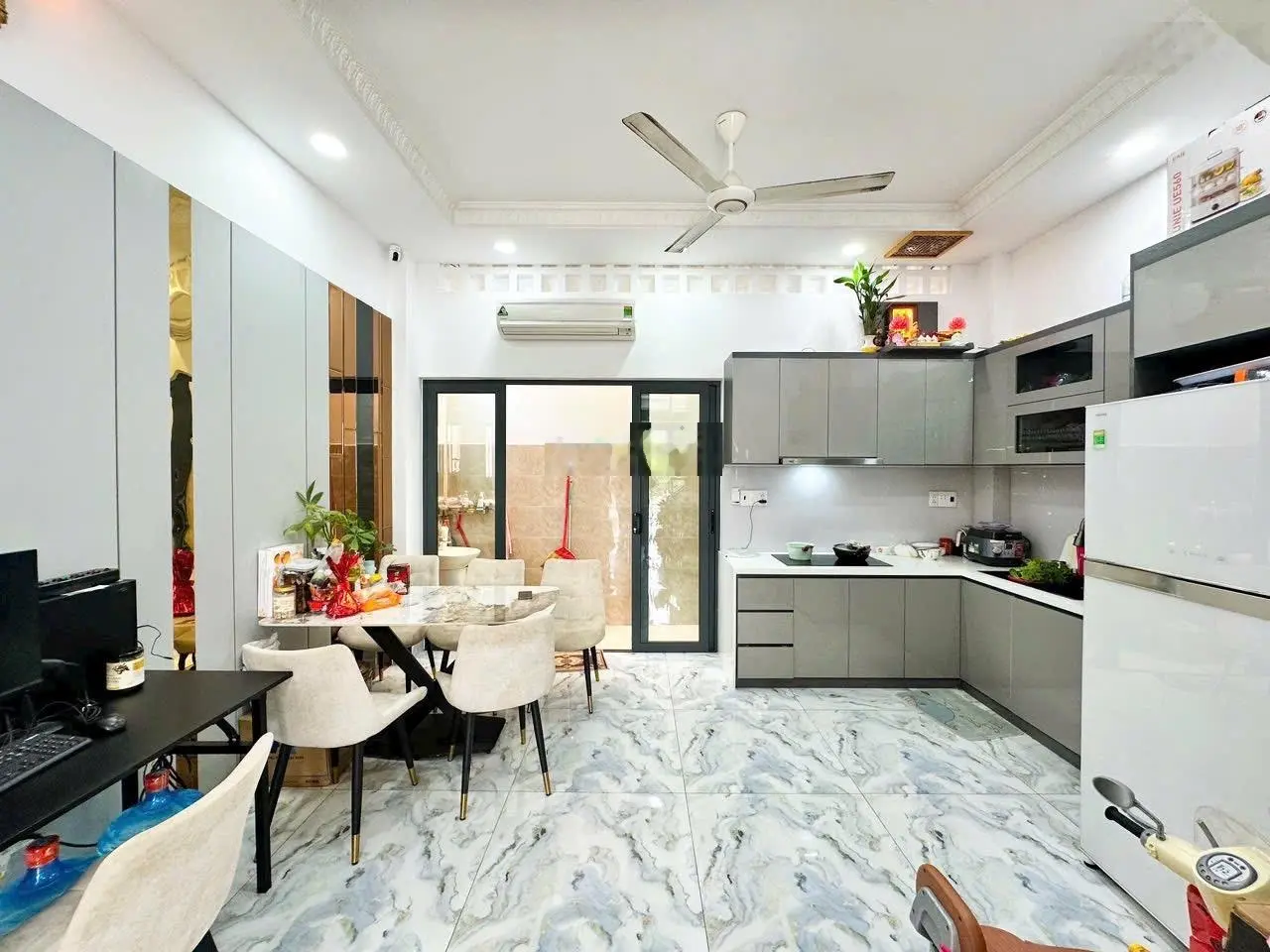 Hạ giá 300tr-nhà kdc đồng bộ-huỳnh tấn phát-thị trấn-nhà bè