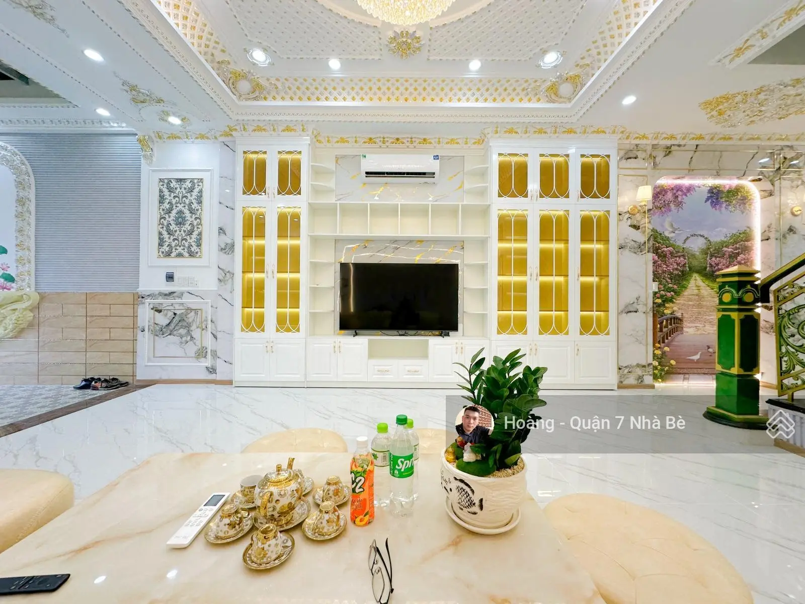 Nhà Tân Cổ Điển Vừa Mới Hoàn Thiện Huỳnh Tấn Phát DT5x19.31m-1Trệt 2Lầu 4PN 5WC - Cách Q7 tầm 2,5Km