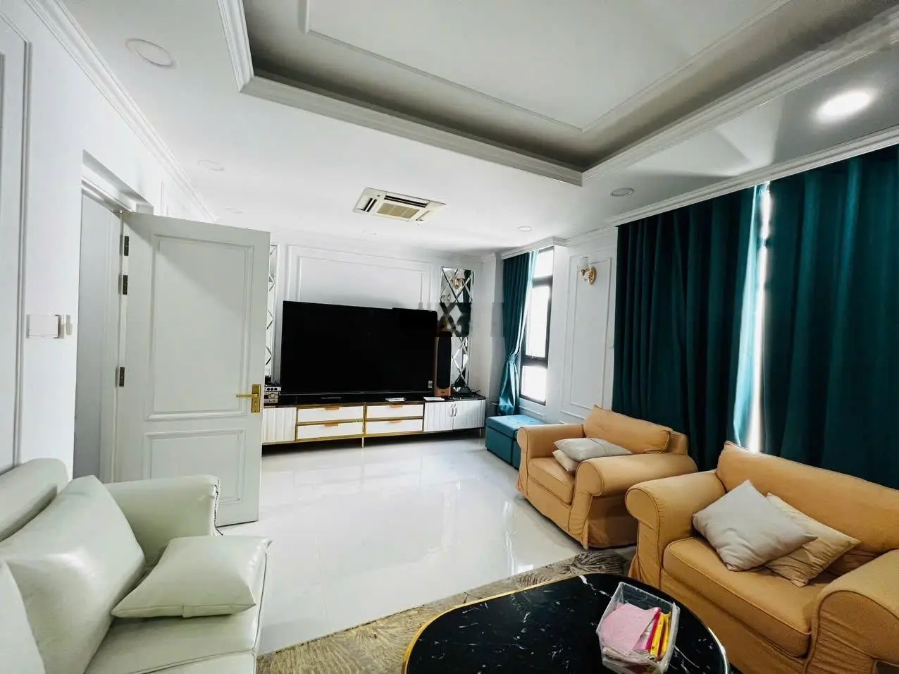 Bán Nhà phố Verosa Khang Điền, 3PN, 1 phòng đa năng, 4WC, 108m2, full nội thất, Đ. Liên Phường