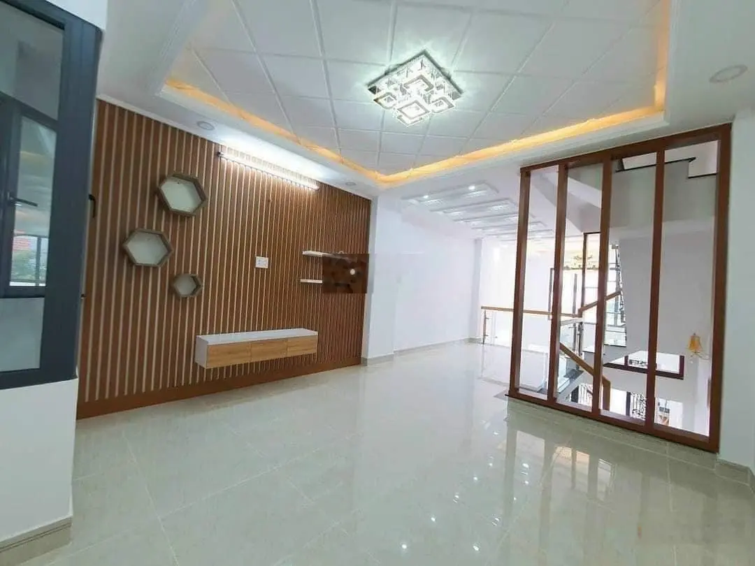 Bán nhà 1trệt 1lửng 2lầu 1tum sân thượng trước sau, Đsố 1 Nguyễn Duy Trinh P. Long Trường Q9