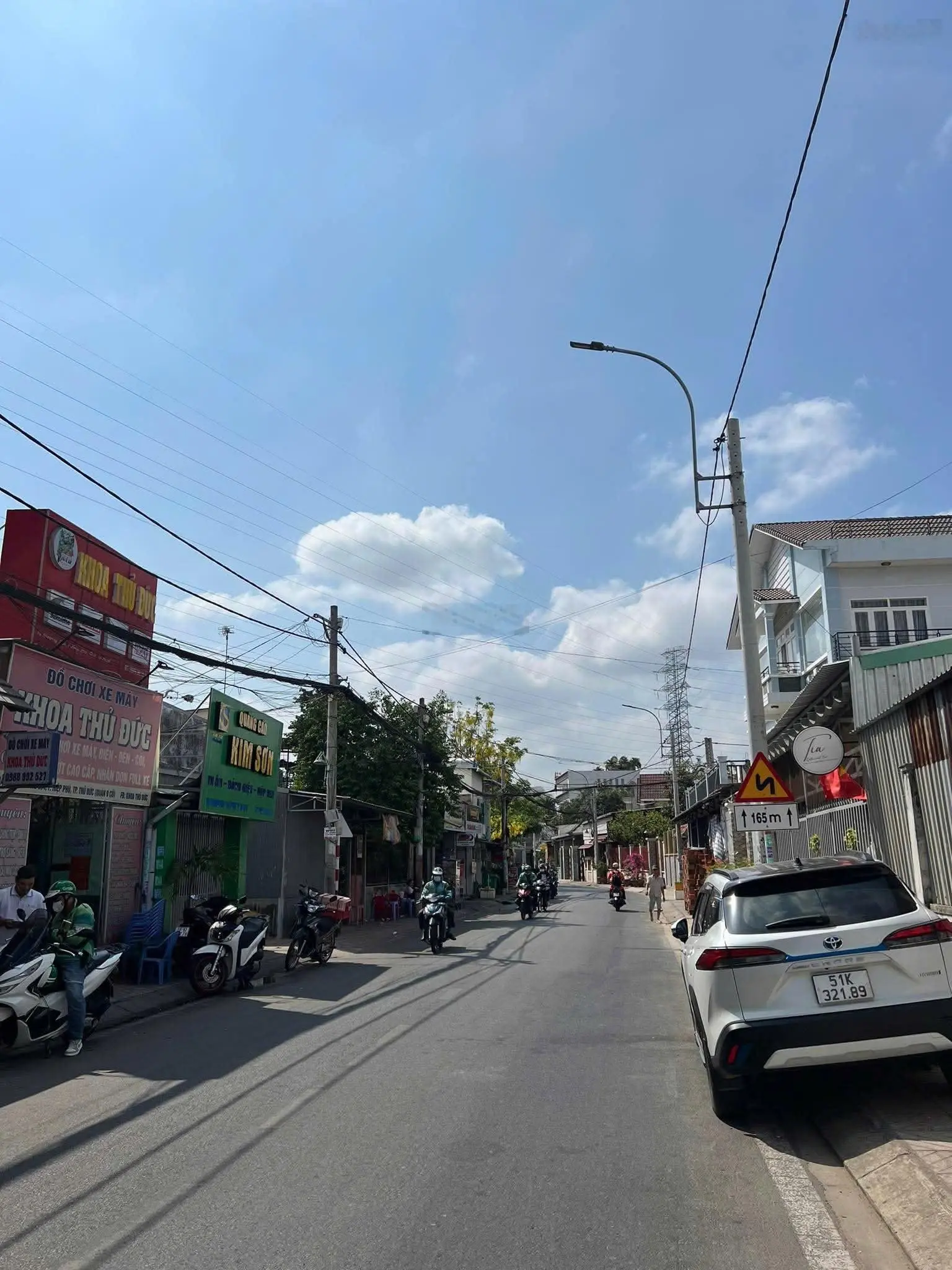 Bán nhà mặt tiền kinh doanh Đường 904 Xa Lộ Hà Nội Quận 9 DT đất 71m2 - hàng ngộp.
