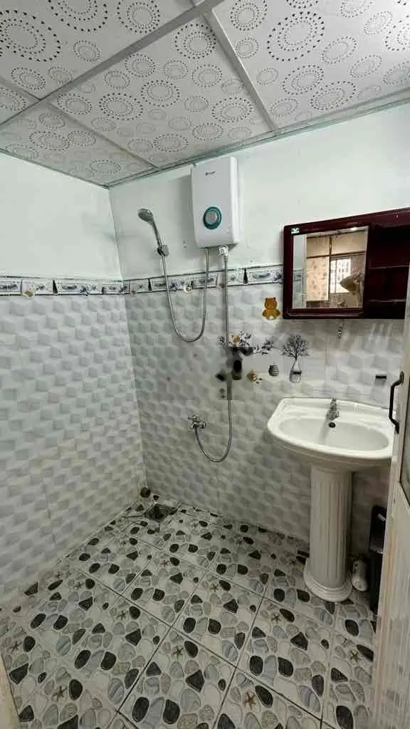Hiếm Bán Đất Tặng Nhà 32 m2 - Hẻm Ô TÔ - Phan Văn Trị - Bình Thạnh