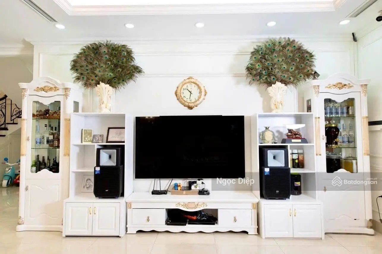 Bán biệt thự căn góc phố hàm nghi thuộc vinhomes gardenia - 3tầng 287m 30mt giá 110tỷ- 0945 453 ***