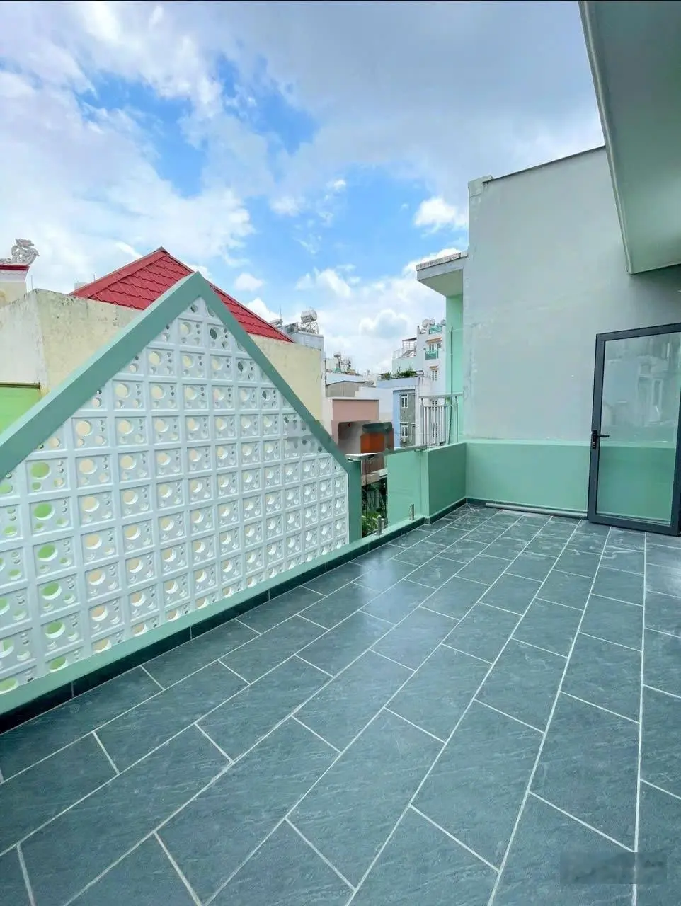 Siêu phẩm nhà bán q4 đẹp 3 tấm mới keng dt 5,5*6,5 khu dân cư hẻm 3,5m tôn đản giá chỉ 4tỉ nhĩnh