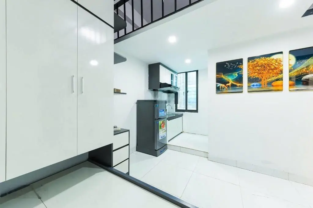 Bán tòa ccmn xây mới phùng khoang 30 phòng kk,155m2- mặt tiền 8m-7 tầng thang máy-fullnộithất-24 tỷ