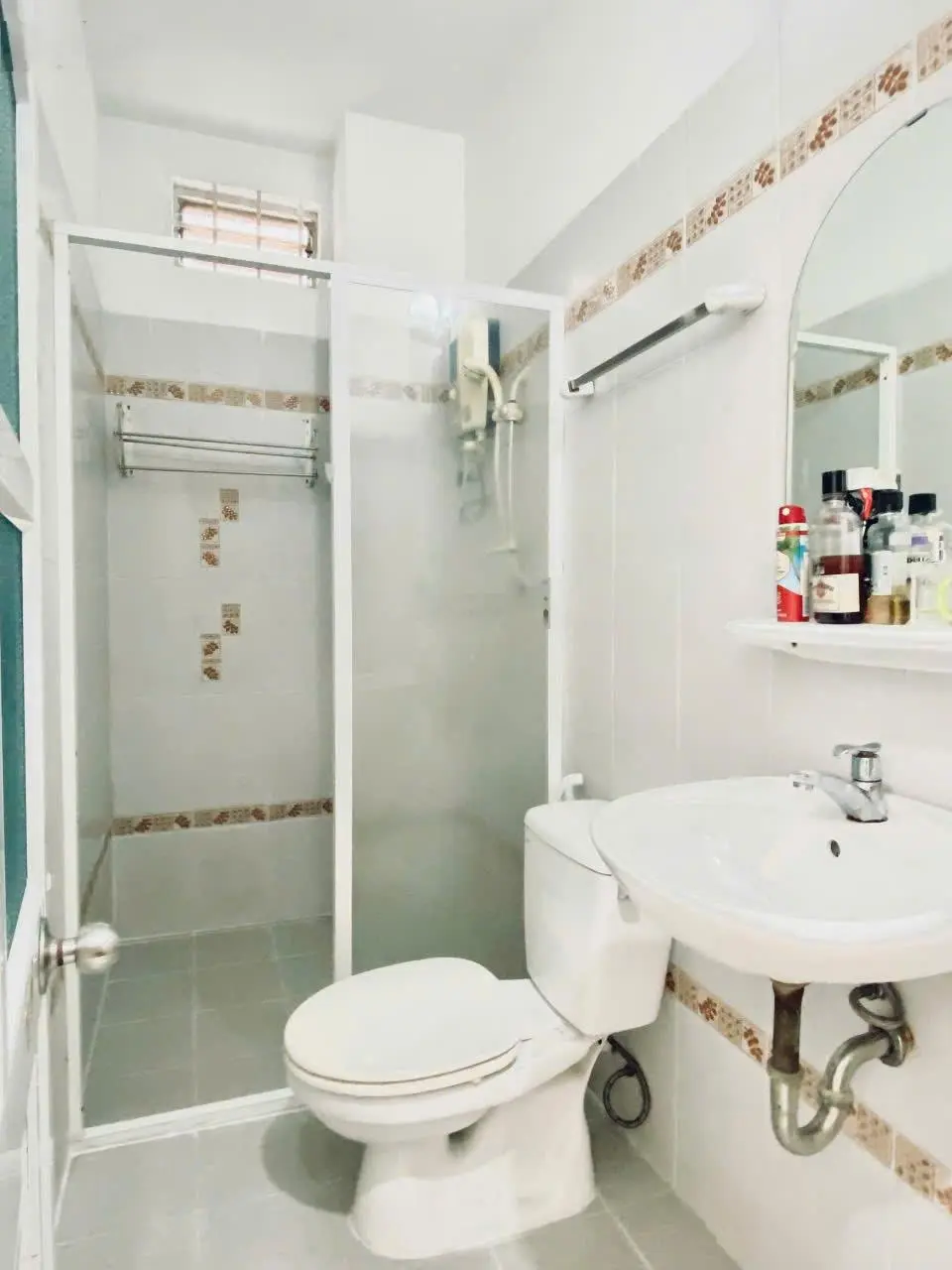 Siêu Phẩm Khu Víp Vườn Hoa P. 2 Phú Nhuận - 4tầng 62m2 (DT 4.2x16m) HXH 7 Chỗ Vào Nhà. 13 tỷ