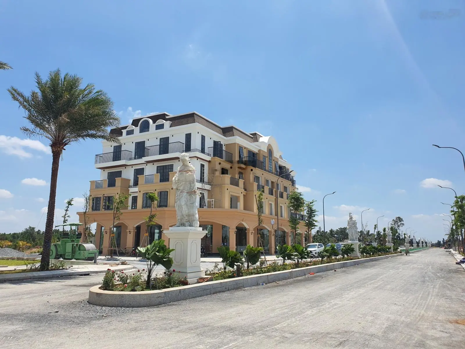 Bán đất dự án Agora city 108m2 ngang 6m dài 18m giá chỉ 19tr/m2