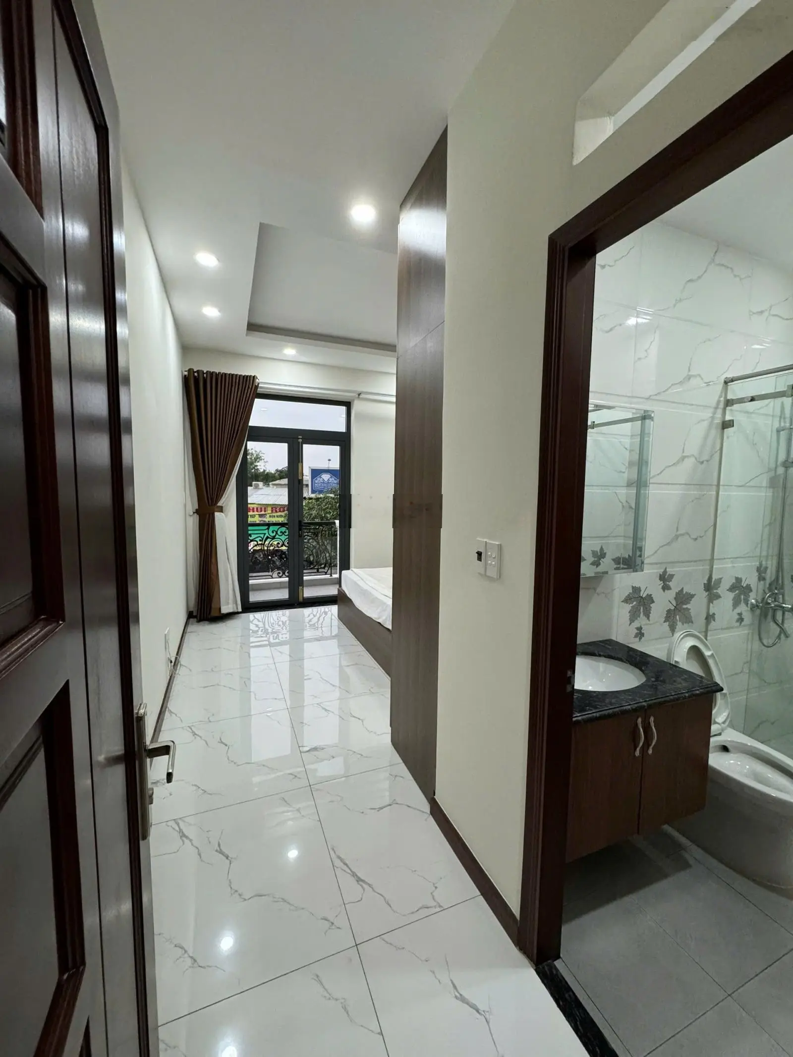 Bán nhà mặt phố sẵn sổ 80m2, giá 6 tỷ tại Nguyễn Thị Khắp, Dĩ An, Bình Dương