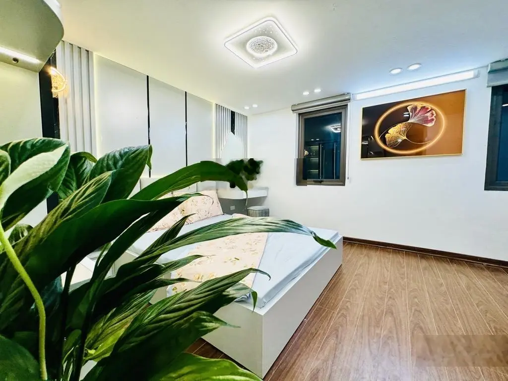 Siêu hiếm, khương trung, ngã tư sở, nhà đẹp full nội thất xịn, gần oto, gần hồ, 3 ngủ