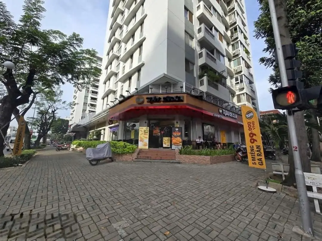 Bán nhanh shophouse góc 2 mặt tiền đường Nguyễn Đức Cảnh vị trí đep, hợp đồng thuê ổn định