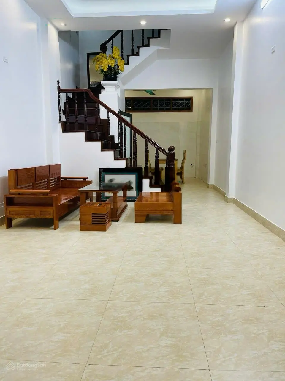Chính chủ tôi cần bán nhà để về quê, bán rẻ nhất khu, măt phố, kinh doanh, ngay mặt phố Tô Hiệu HĐ