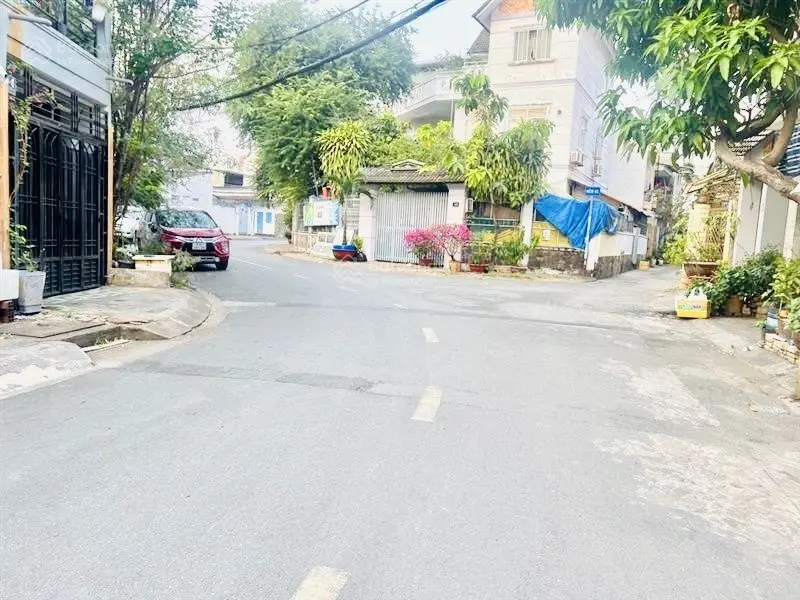 Hiếm bán nhà hiệp phú . đường xe hơi . mt kinh doanh - giá chỉ 4tỷ nhỉnh tl .