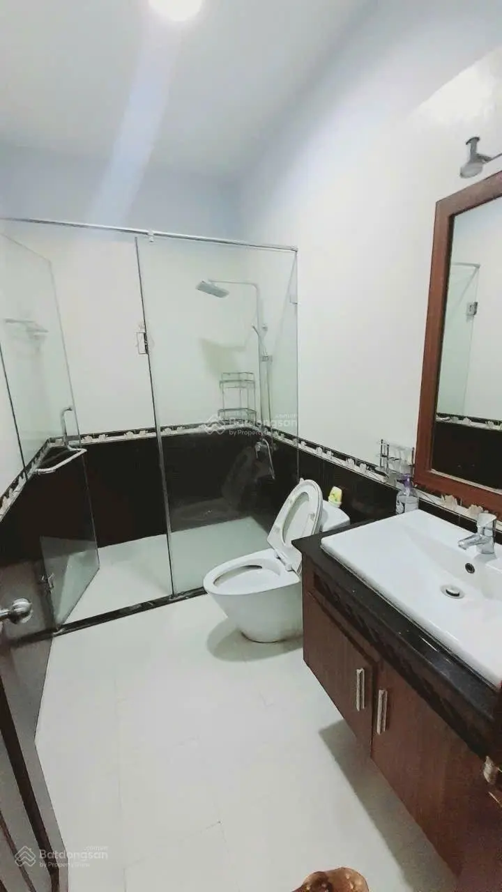 Bán nhà 5 tầng 4,5x20m2 khu víp ven sông Hiệp Bình Chánh, Thủ Đức