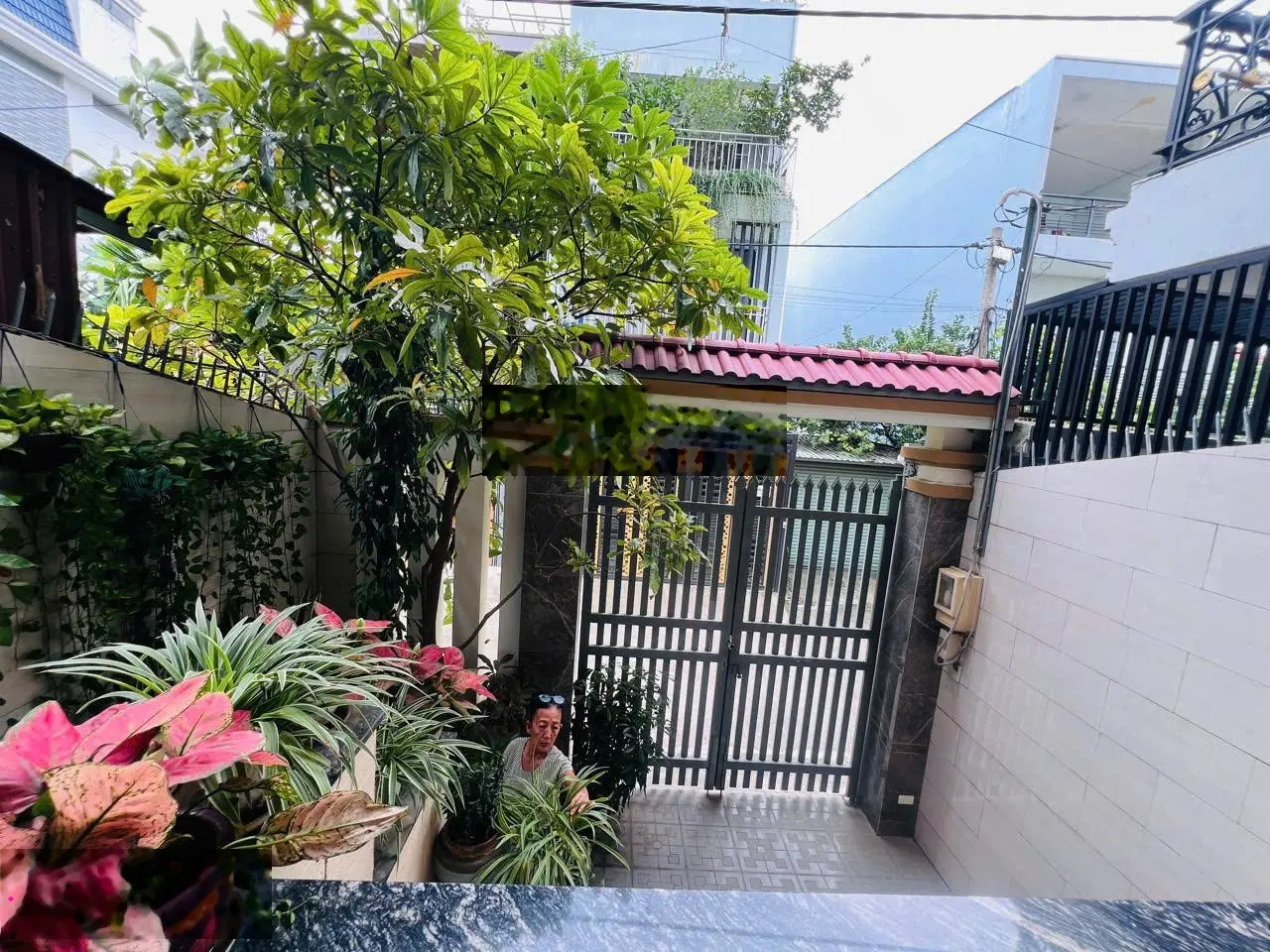 Bán gấp nhà hẻm ô tô Linh Đông - Thủ Đức - 243m2 4PN 6WC Full NT có Thang máy 12 tỷ thương lượng