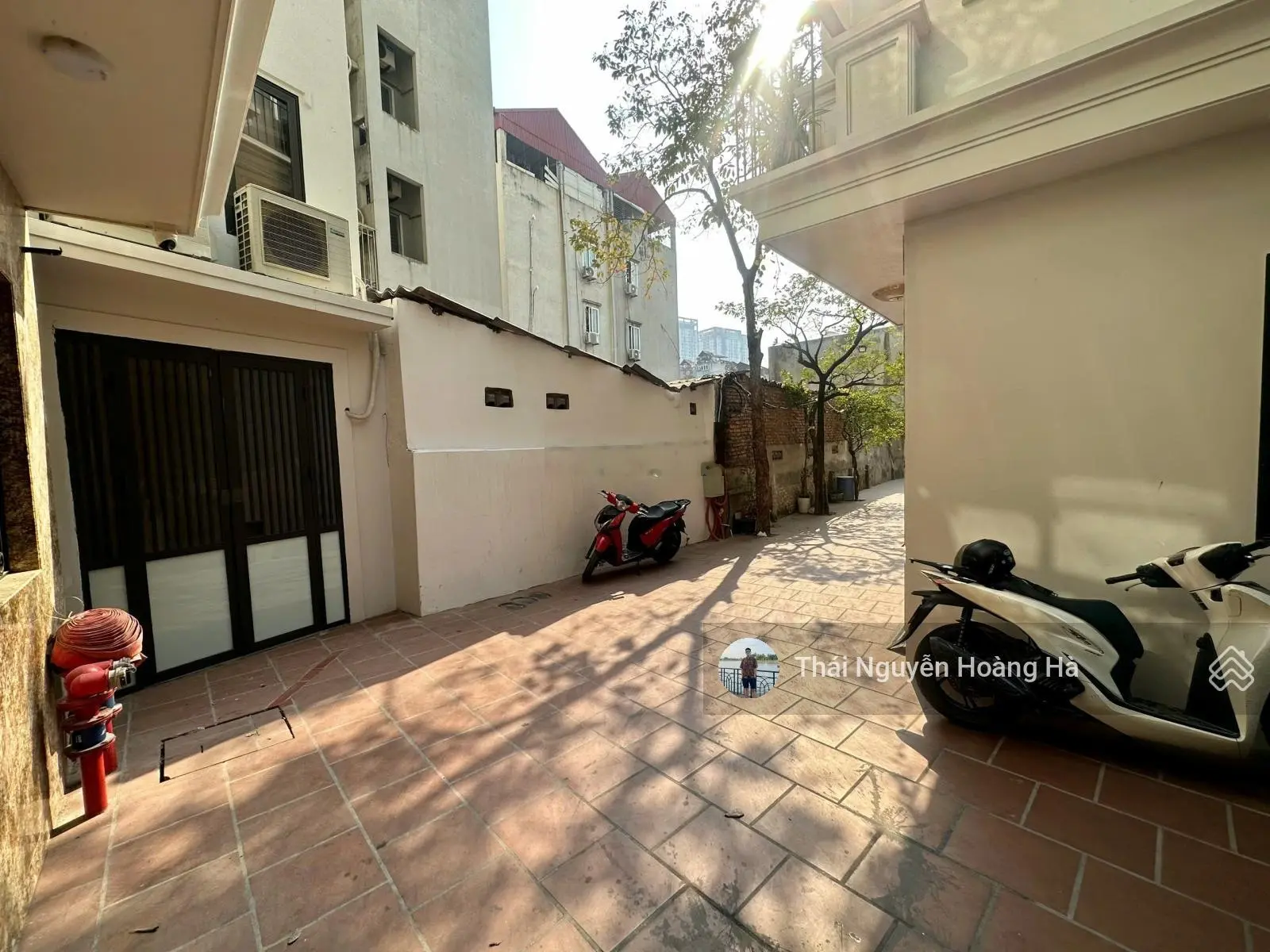 (Tin thật 100%) bán chung cư mini 102m2 x 29 căn hộ ở Hồ Tùng Mậu - Cầu Giấy - dòng tiền 2,1 tỷ/năm