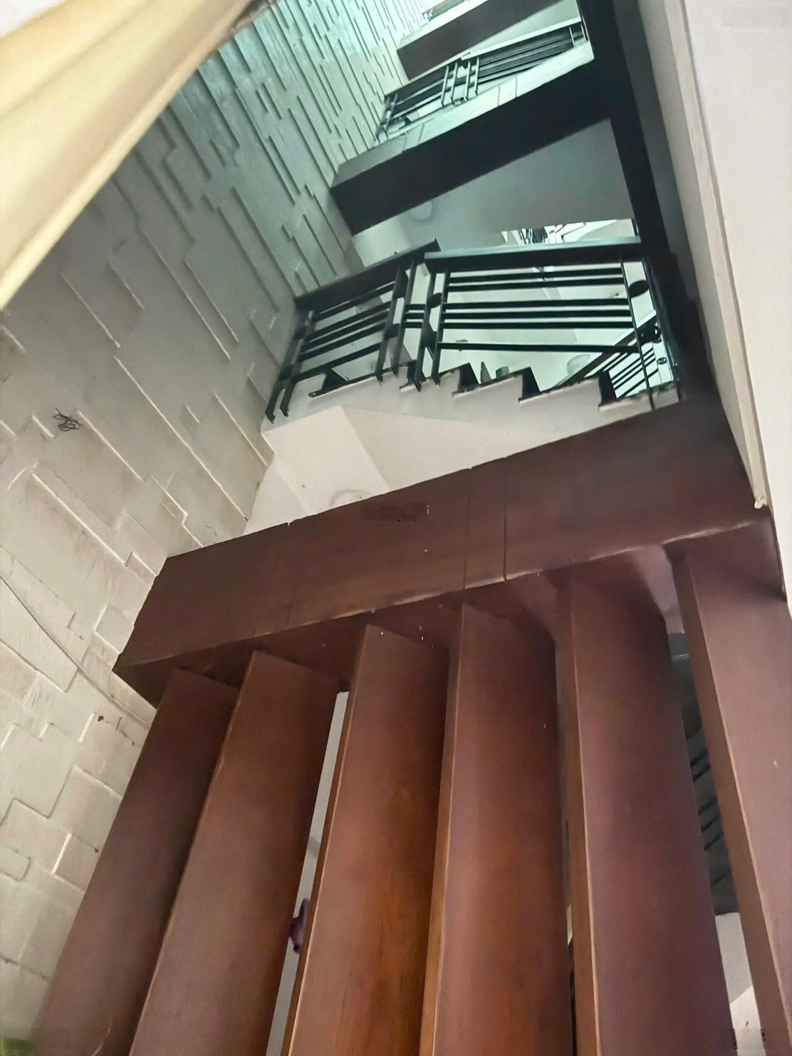 Bán nhà riêng 67m2, 48 tỷ, 5PN, 4WC, view đẹp tại Võ Văn Tần, p 5, Q3, HCM