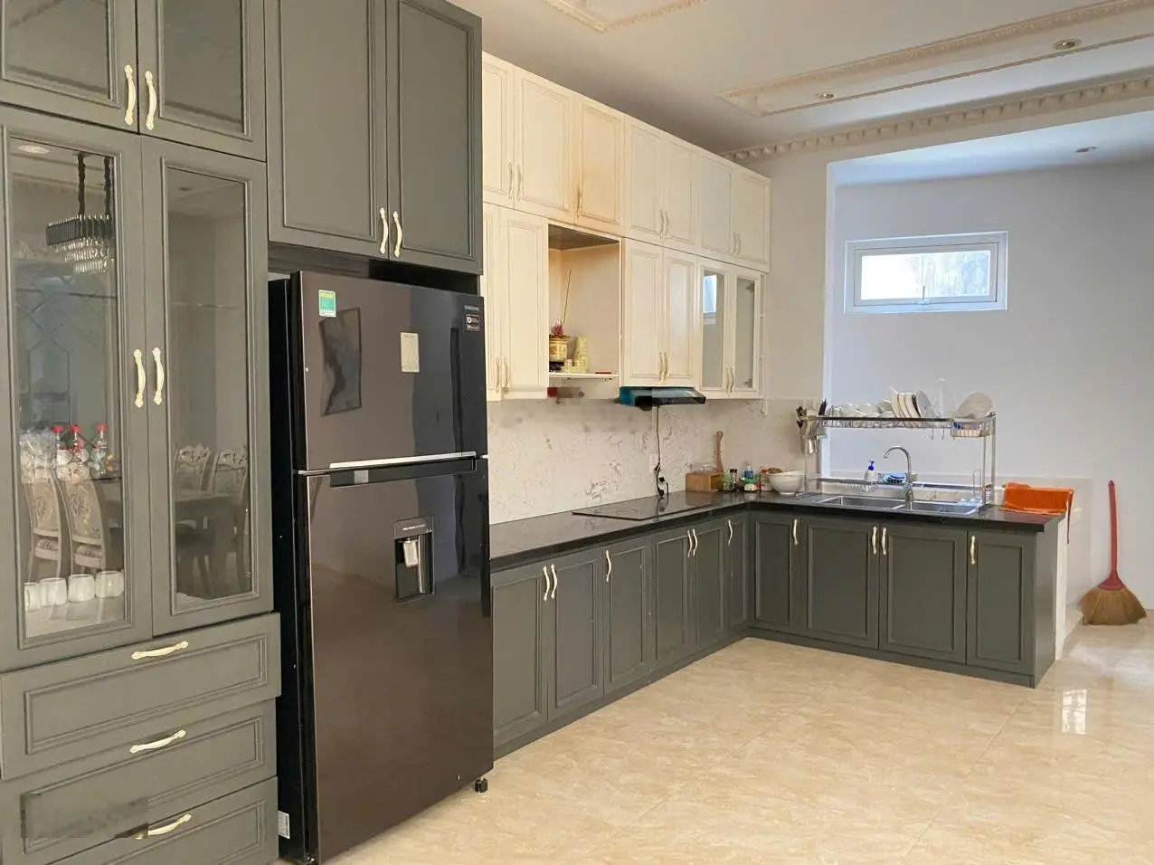 BÁN NHÀ 3 TẦNG KIỆT ĐƯỜNG HOÀNG DIỆU ( NGANG 6.5 M ) - HẢI CHÂU , ĐÀ NẴNG .