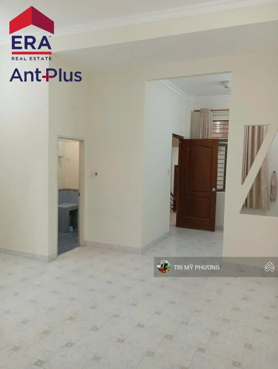 Bán nhanh căn nhà riêng đường Nguyễn Văn Hưởng, Thảo Điền, Quận 2 - đối diện trường Quốc tế BIS