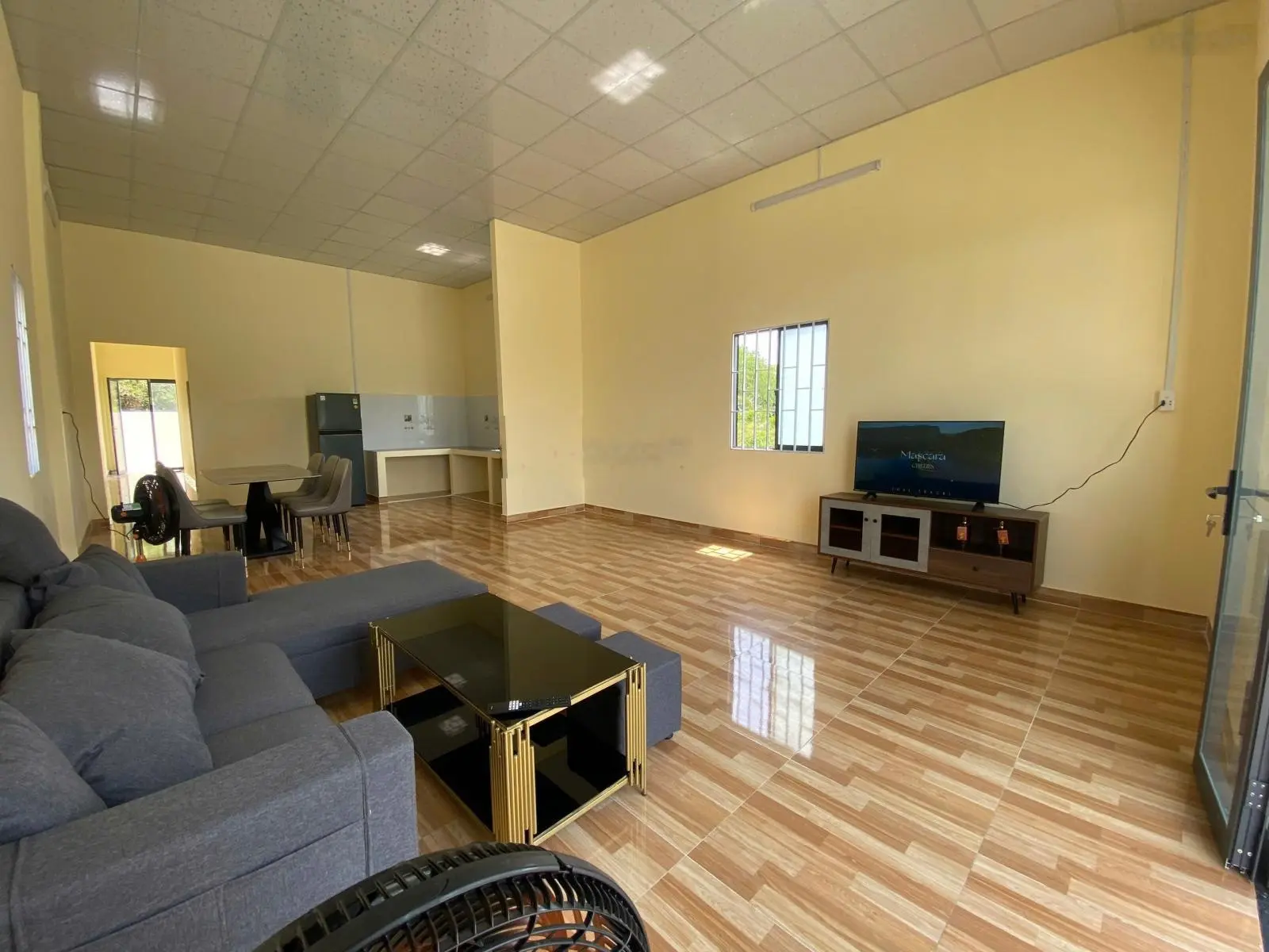 Chính chủ cần bán nhà vườn 264m2 thổ cư kế bên chợ Cần Đước