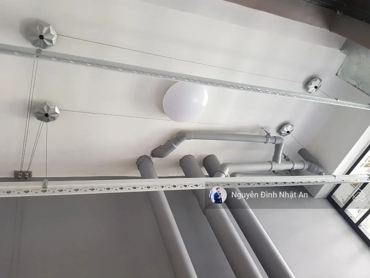 Chính chủ bán nhanh căn 2PN 1WC sổ sẵn khu S2 Rainbow view hồ bơi tặng Full nội thất giá 2,4 tỷ