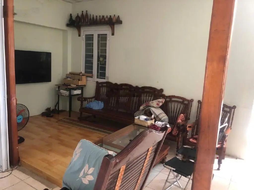 Lô góc 2 mặt tiền đang kinh doanh cf đối diện trường mẫu giáo 121m2 18Tỷ còn TL full nội thất gỗ