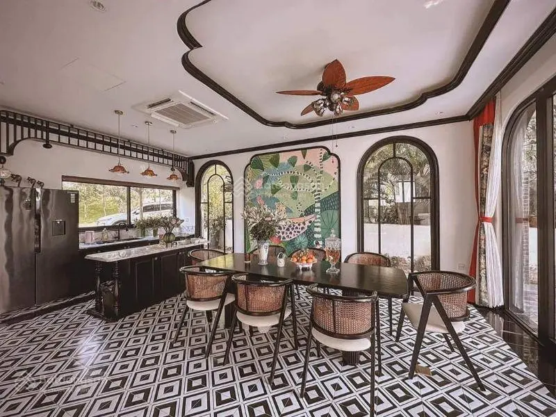 Siêu đẹp, giá đầu tư! Phố Lạc Long Quân, 3 ô tô tránh, thanh máy, hầm xe, rẻ nhất phố, quận Tây Hồ