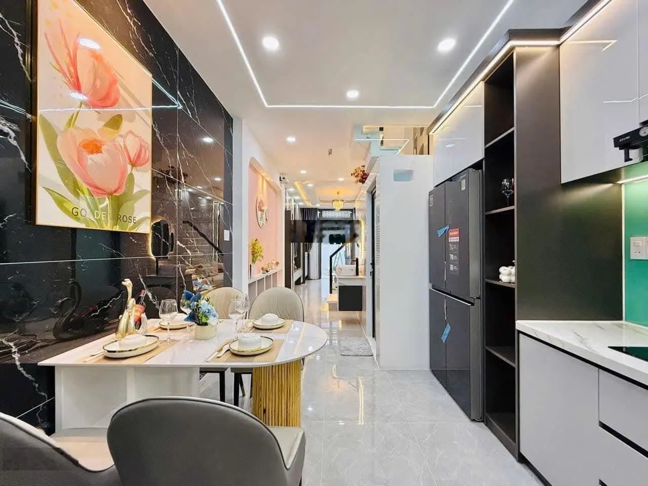 800tr có ngay nhà mặt tiền đường gần chợ bình chánh - đang cho thuê 9tr/tháng