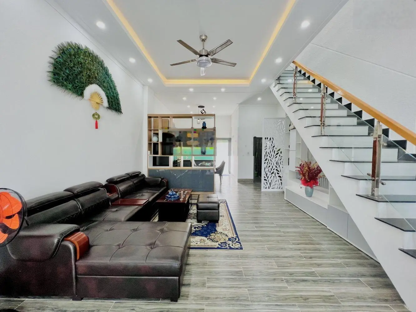 Nhà tân cổ điển cuối đường Đồng Khởi - trả trước chỉ 600 triệu!