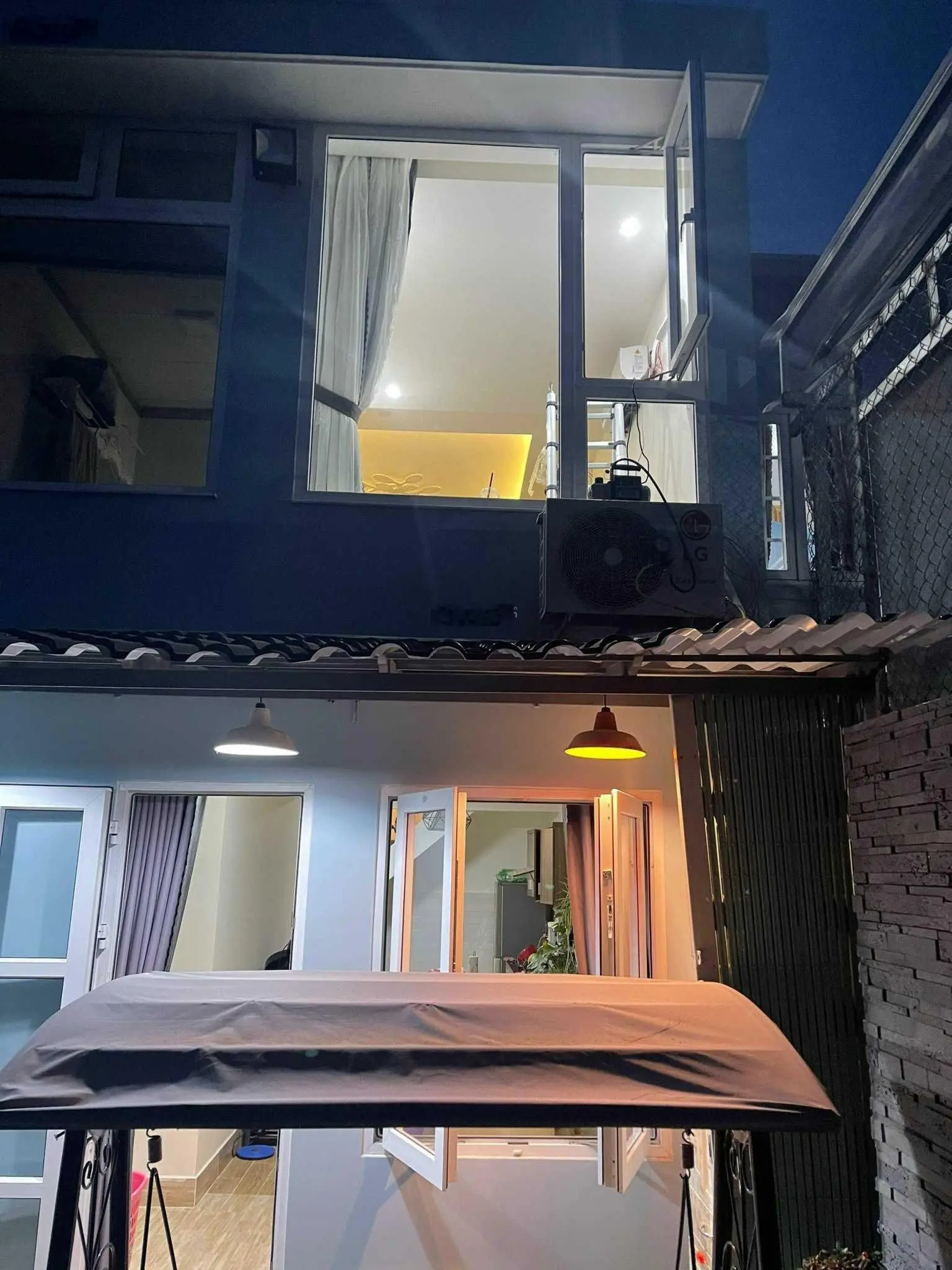 Nhà sân vườn 2MT KQH Trần Quang Diệu DT thực 79m2 vuông vức 2 tầng view thung lũng rừng thông