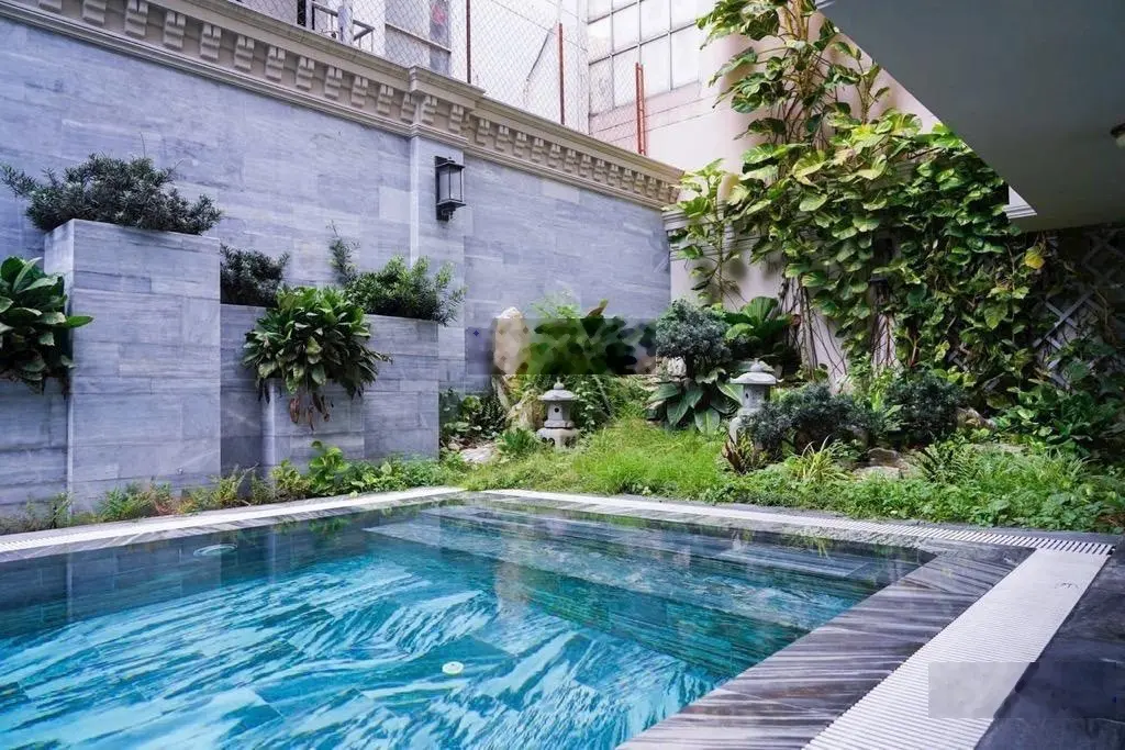 Siêu dinh thự Q7 - khu Kiều Đàm - 557m2 - 4 tầng - như hình - giá 85 tỷ
