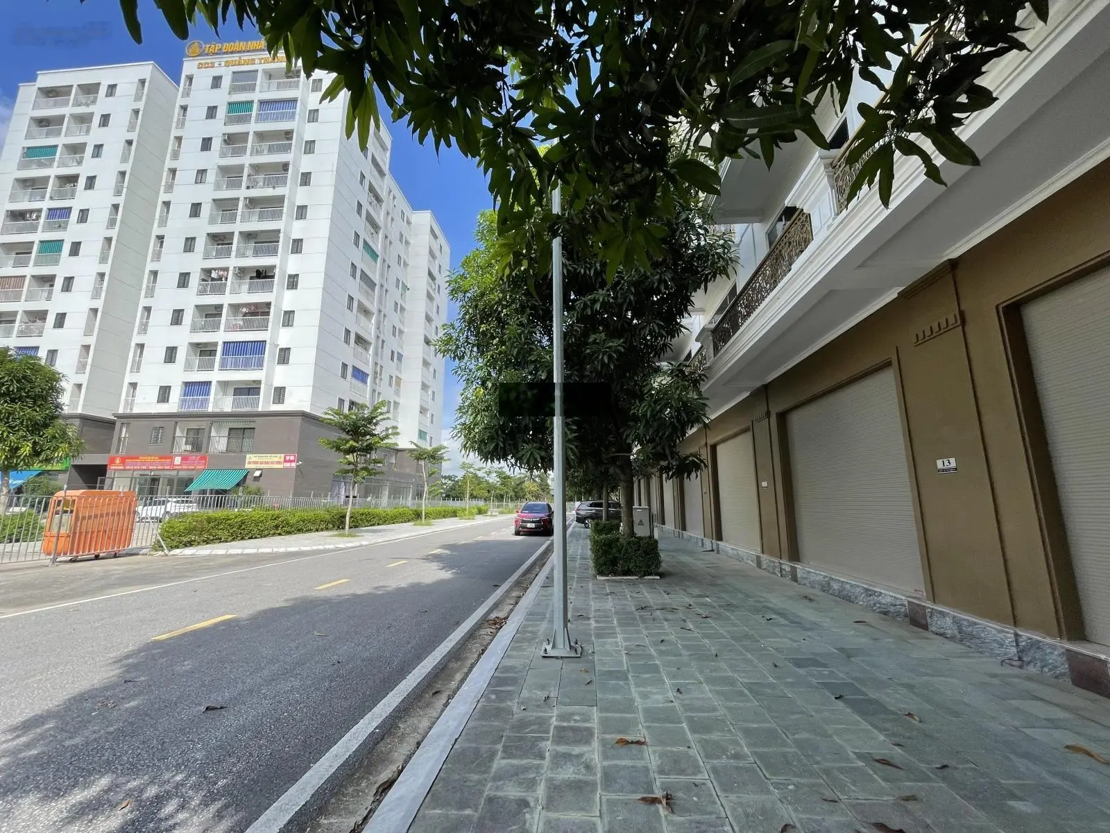 Bán căn liền kề 4 tầng quay về 3 chung cư kinh doanh đắc địa 0919 959 ***